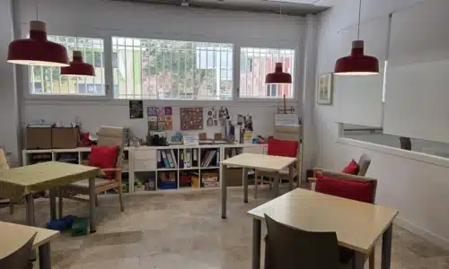 AK Sala que se transforma de cerca